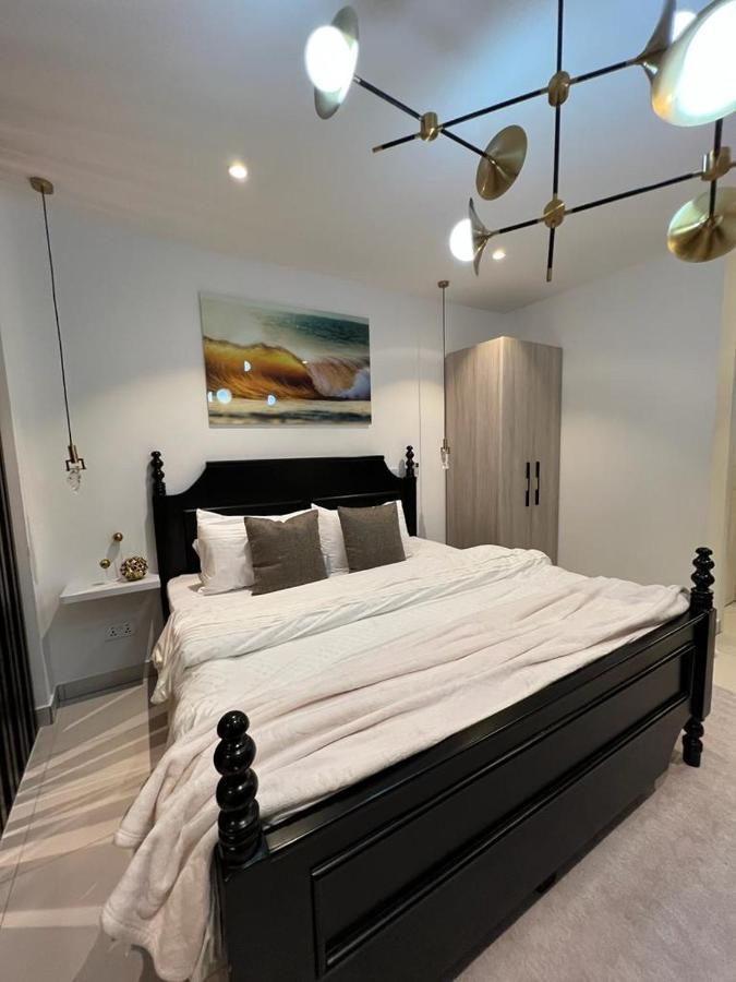 The Lennox Luxury Apartment Accra Buitenkant foto