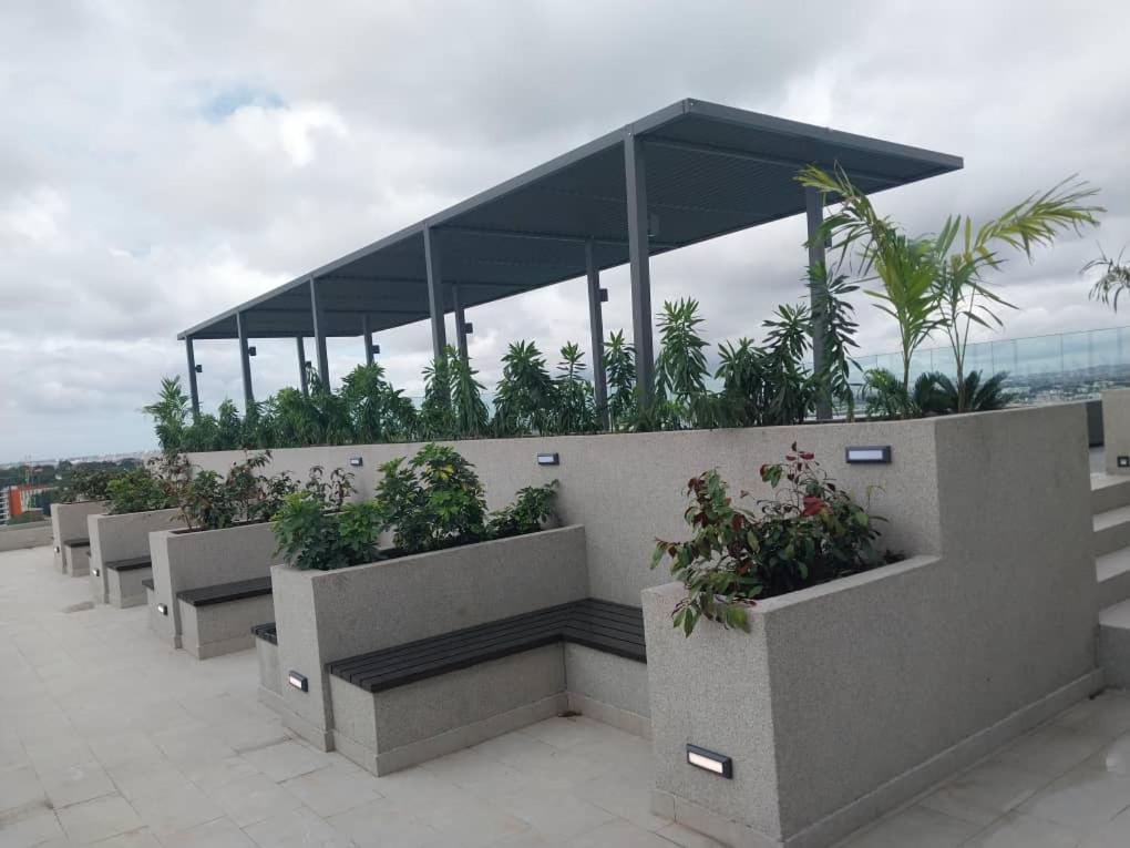 The Lennox Luxury Apartment Accra Buitenkant foto
