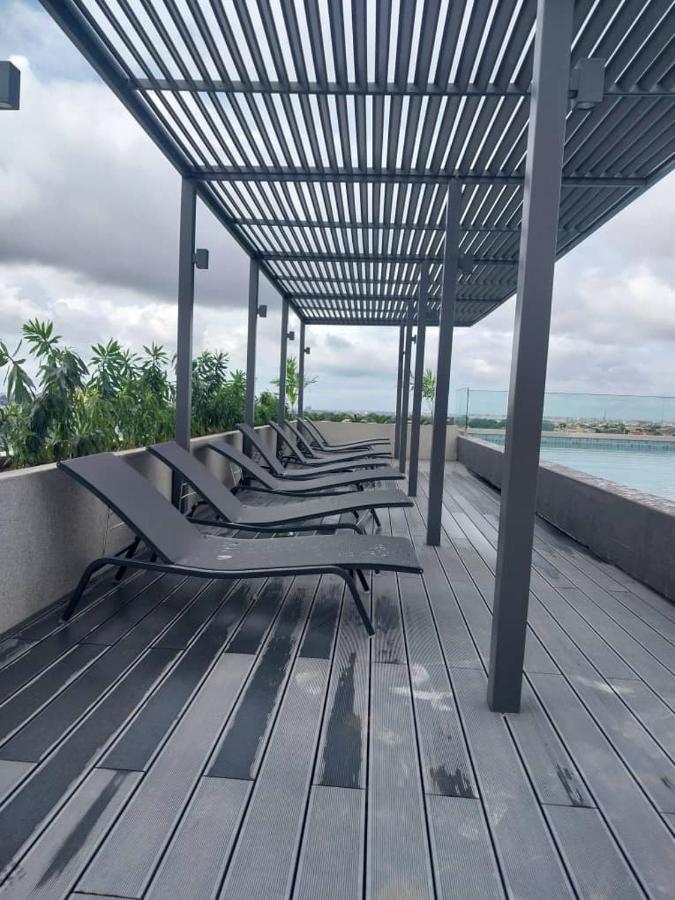 The Lennox Luxury Apartment Accra Buitenkant foto