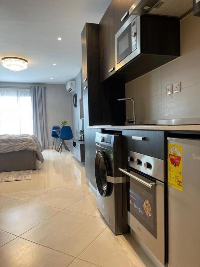 The Lennox Luxury Apartment Accra Buitenkant foto